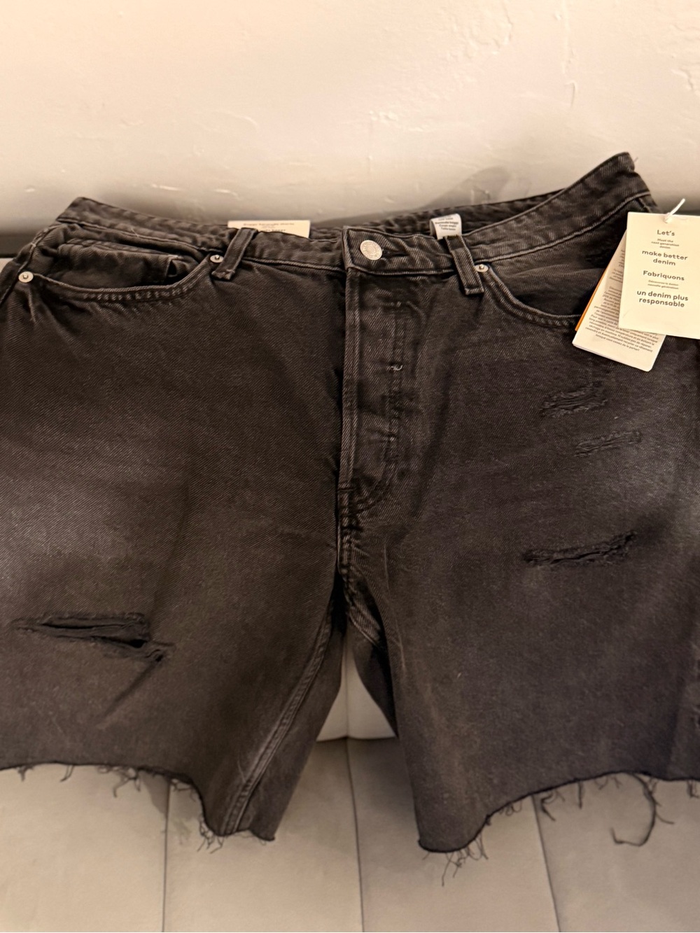 H&M Women  Black Distressed Denim Shorts